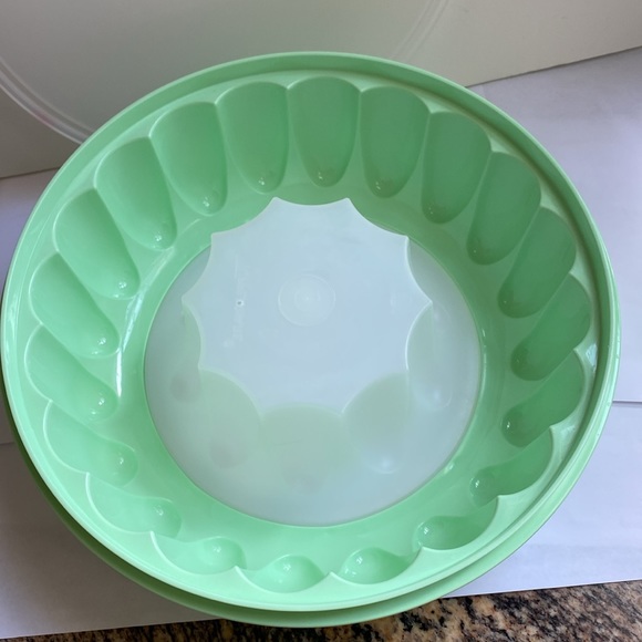 Vintage Tupperware Jel-N-Serve Jello Mold  3 Piece Mint Green - Picture 5 of 9